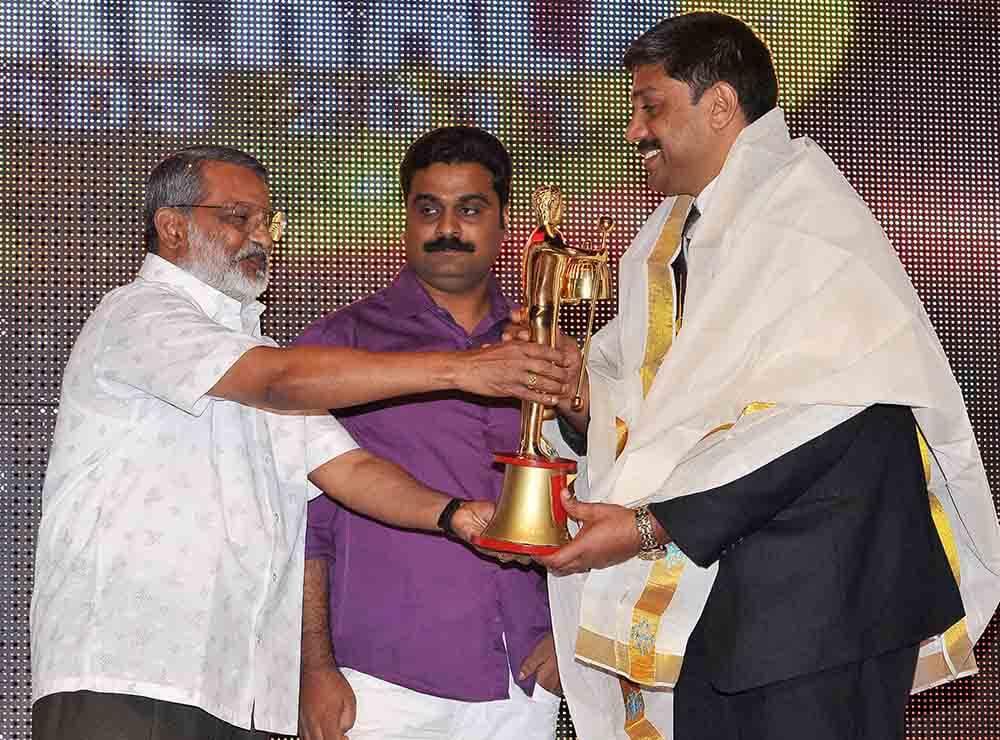 Big Kerala Award @ Dubai one among 10
